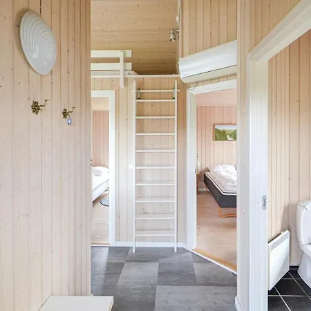 3 Bedroom Cozy In Feriehus